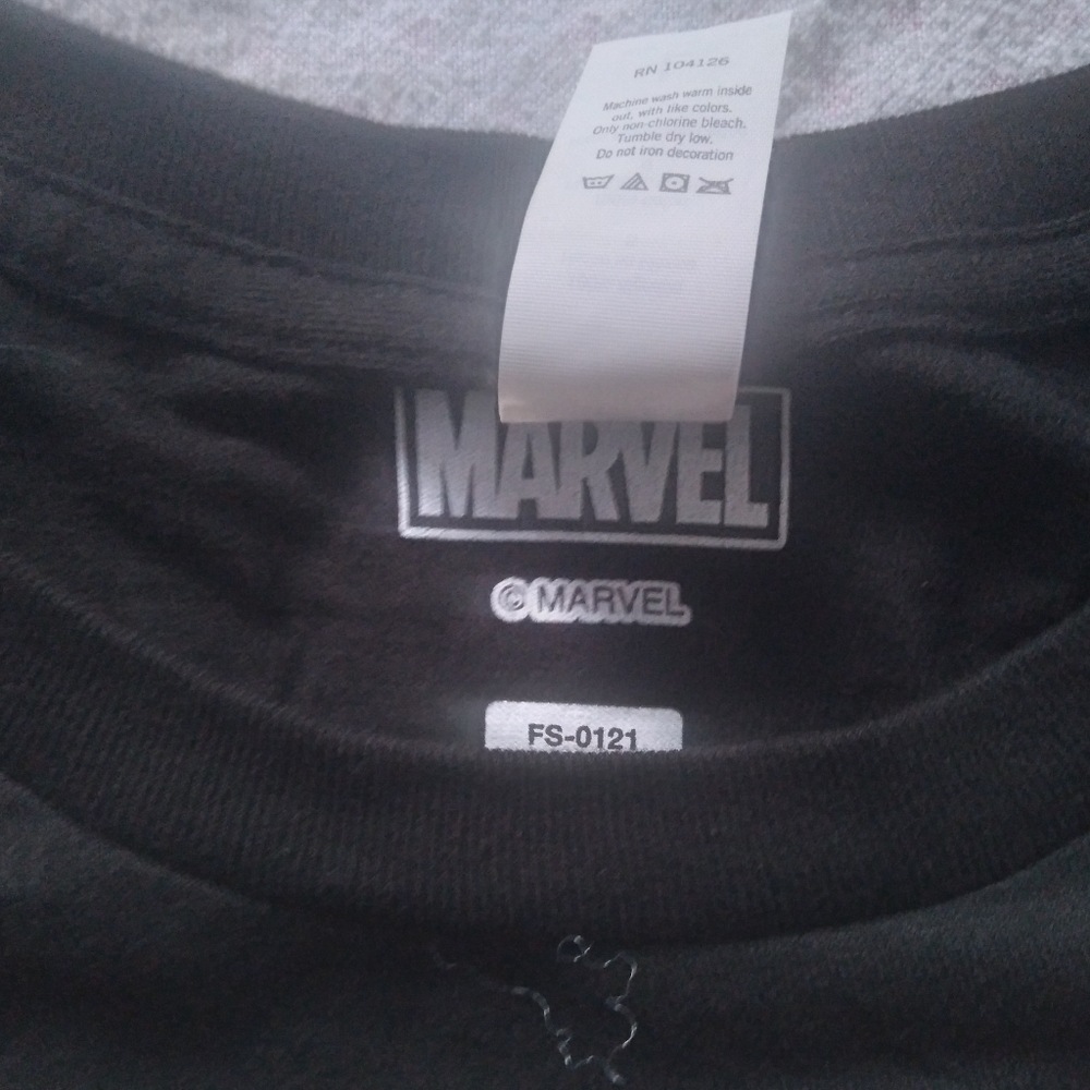 Black panther Boys large shirt - Picture 3 of 3